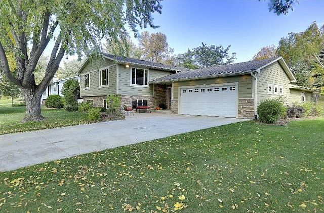 1st image of 288 Lakeview Terrace Blvd