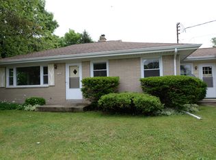 11405 W Garfield Ave, Wauwatosa, WI 53226