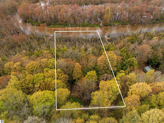 3rd image of 3513 River Rd
