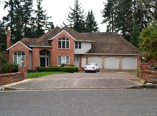 2142 N Marylwood Ct, West Linn, OR 97068