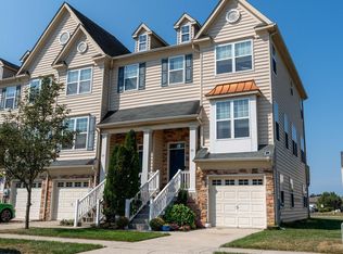 50 Tailor Ln, Sicklerville, NJ 08081