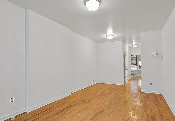 5th image of 10 W 123rd St #G