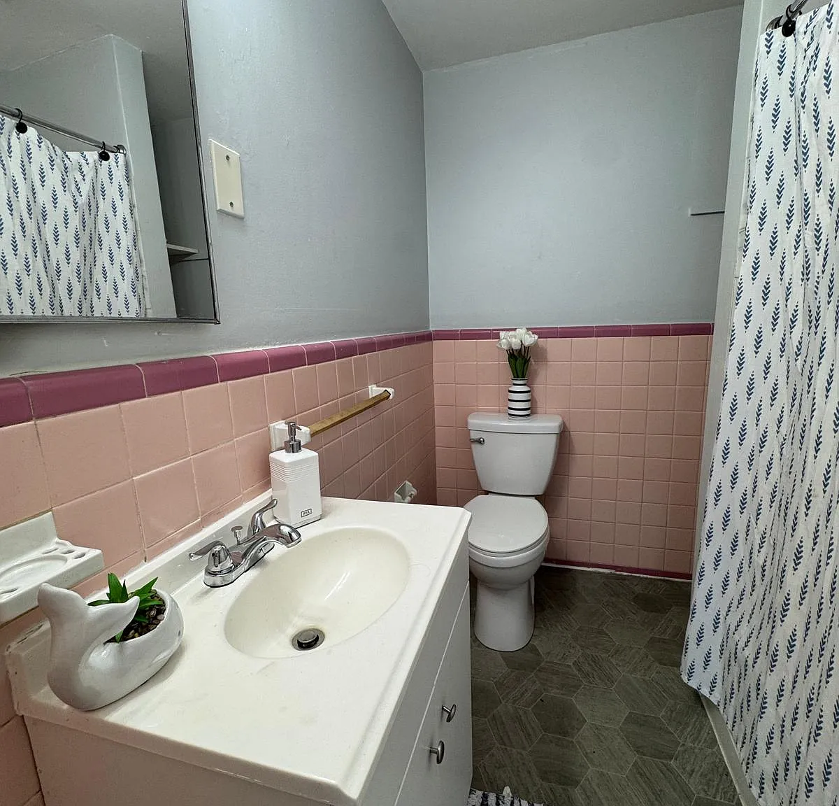 2 bed, $1,275 — Photo 4