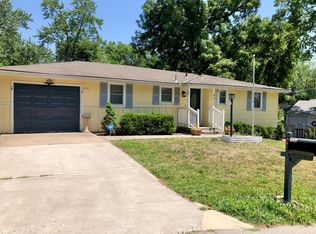 4411 NE Kelsey Rd, Kansas City, MO 64116