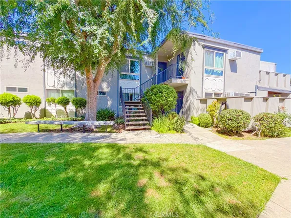 6041 Fountain Park Ln APT 11, Woodland Hills, CA 91367