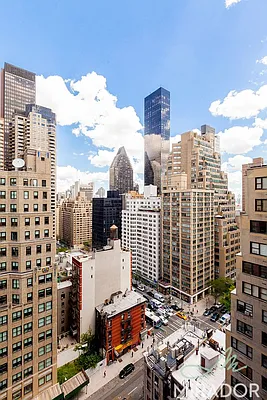 Rented by Mirador Real Estate | media 31