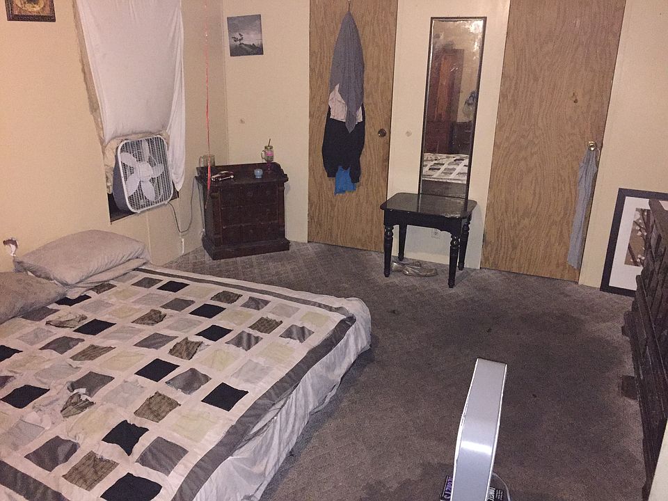 1st image of 300 Michelle Ave E