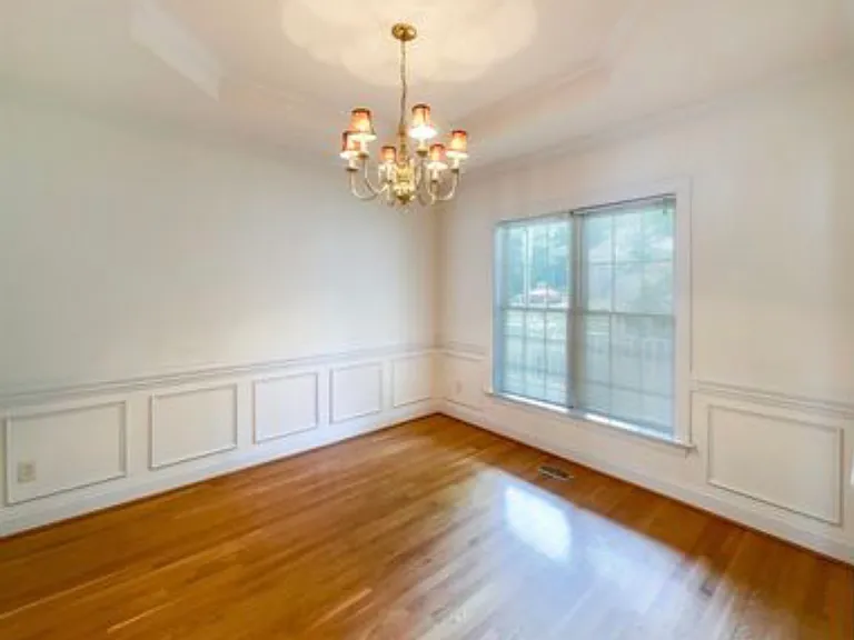 221 Black Forest Dr — Photo 6