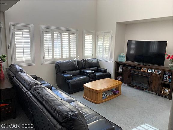4th image of 5893 Banbury Heights Way