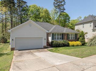 424 Riverfront Pkwy, Mount Holly, NC 28120