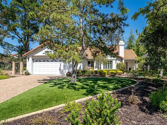 4th image of 640 Black Ridge Ln