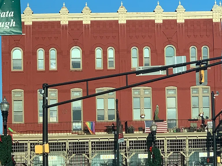1 W Main St #6 — Photo 4