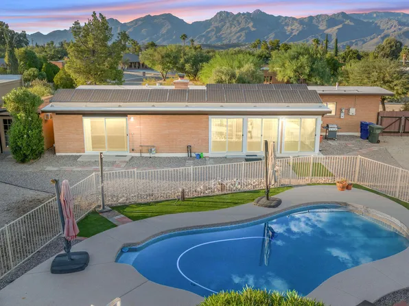8360 E Albion Pl, Tucson, AZ 85715