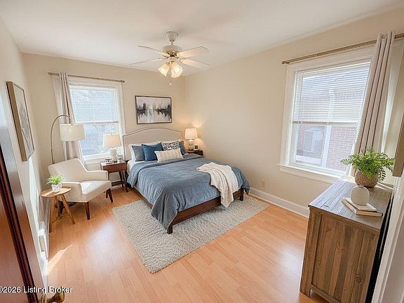 4th image of 3520 Willis Ave #3