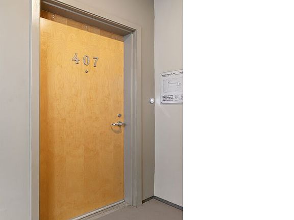 5th image of 159 W Green St Unit 407A