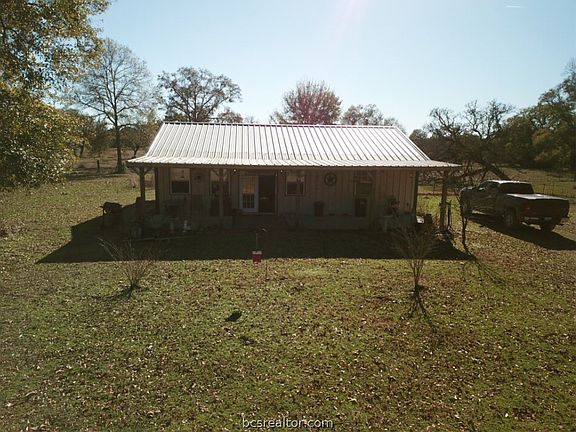 5th image of 9810 Idaho Ln