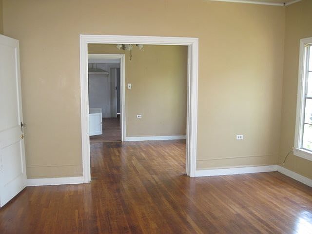 2nd image of 604 N 32nd St