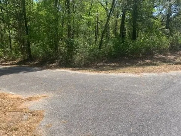 3851 River Rd, Theodore, AL 36582