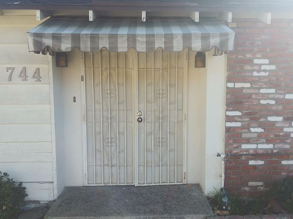 1st image of 744 Loma Ave APT 1
