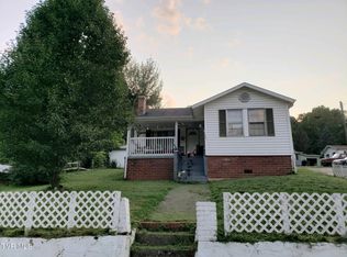 992 Lynn Garden Dr, Kingsport, TN 37665