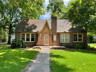 415 N Deer Creek Dr W, Leland, MS, 38756