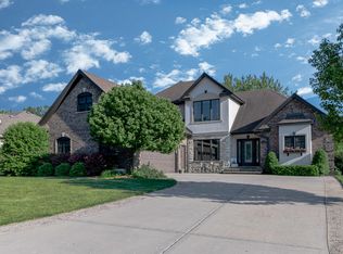 6333 Rosemary Ln, Racine, WI 53406