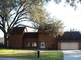 1403 E 162nd Ave, Lutz, FL 33549