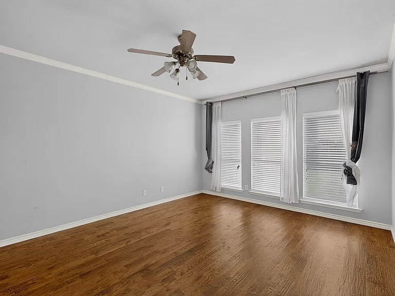 1236 Blue Brook Dr — Photo 19