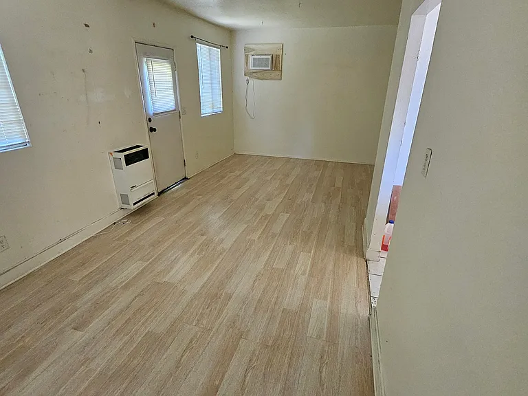 4270 Center Ave #4270 — Photo 2