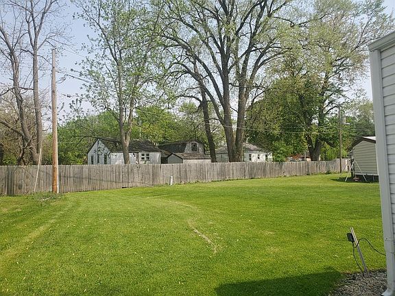 Exterior Image-9-ROCHESTER 223 Redbud Estates