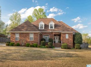 187 Timber Oak Rd, Huntsville, AL 35806