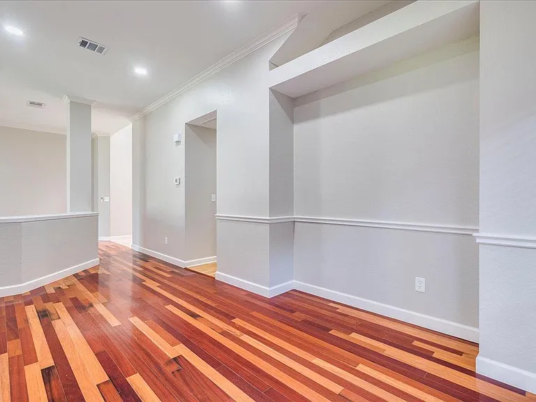 6530 Needham Ln — Photo 13