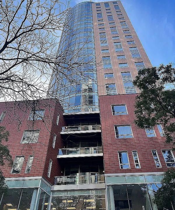 1st image of 250 E 49th St APT 3D
