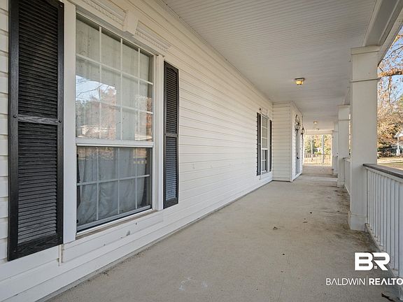 5th image of 100 Orleans Way