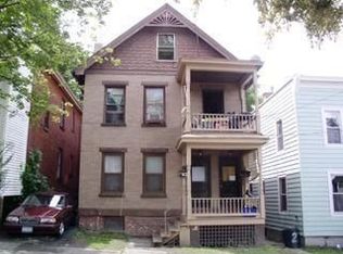 27 Cottage St, Poughkeepsie, NY 12601