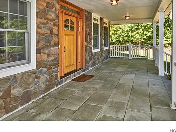 3rd image of 5 Millie Ln