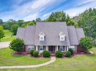 1999 Misty Ln, Terry, MS 39170