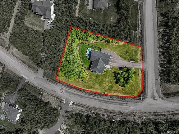 3rd image of 49 Chanterelle St