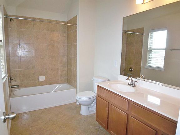 2nd image of 20527 Keegans Ledge Ln