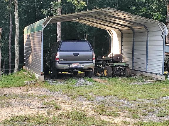 4th image of 103 Stooping Oak Rd