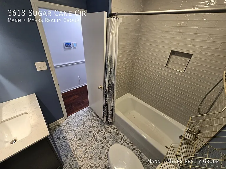 3618 Sugar Cane Cir — Photo 22