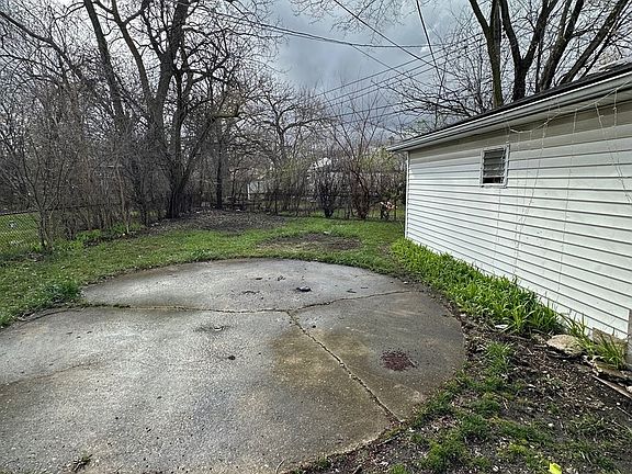 2nd image of 9712 S Brennan Ave