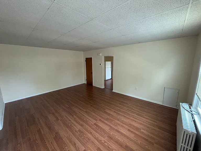 30 W Greenwood Ave #1 — Photo 3
