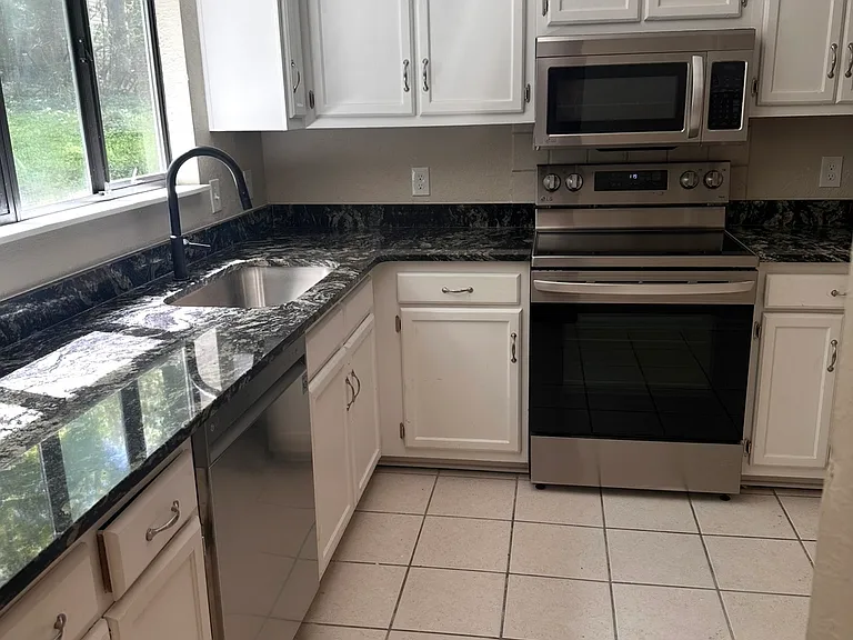 107 Ridgeland Rd — Photo 8