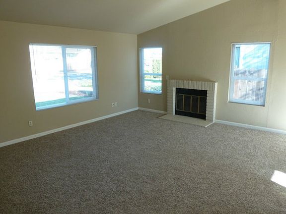 4th image of 1151 Monica Dr