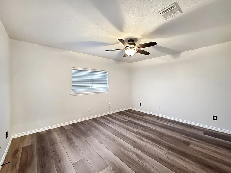 6910 Hallie Spirit — Photo 25