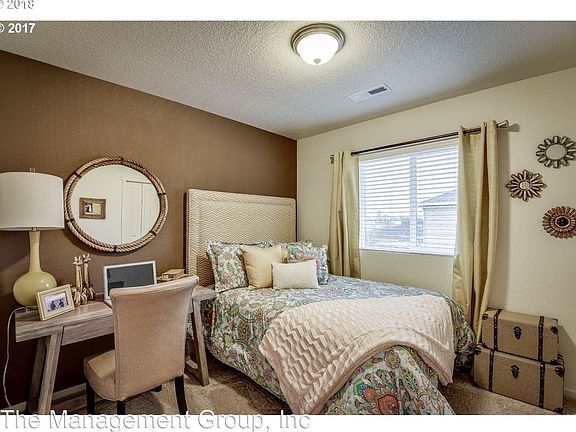 4th image of 11631 NE 131st Pl