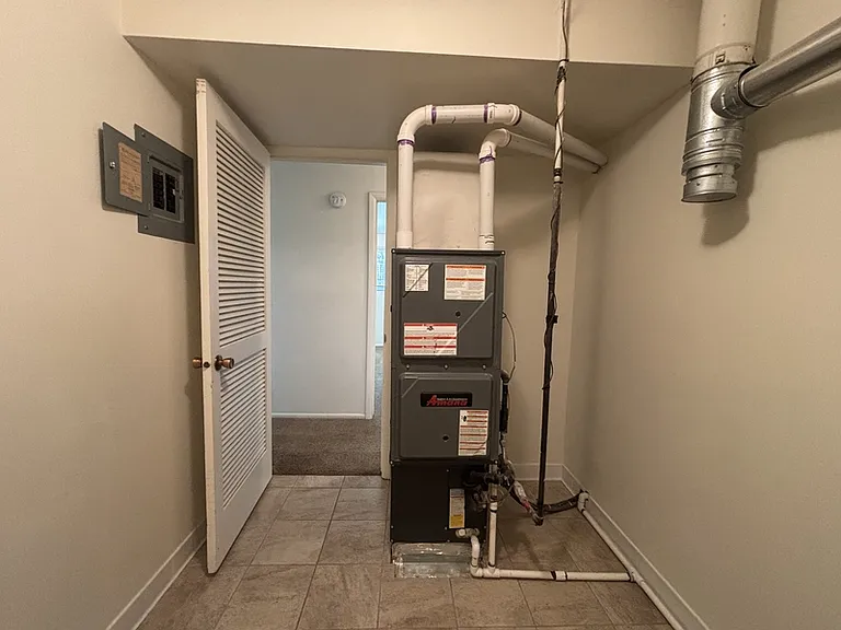 4768 S Bonair St #6 — Photo 16