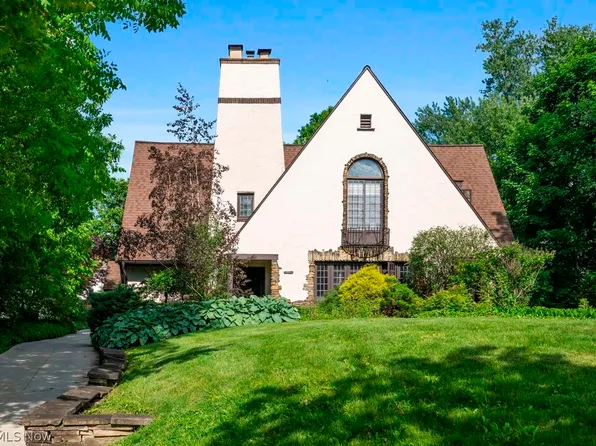 2879 Weybridge Rd, Shaker Heights, OH 44120