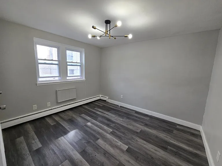 479 Roseville Ave #6B — Photo 3